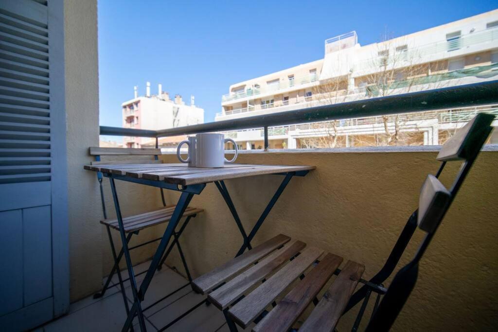 Appartement Tout Equipe Balcon 4 Pers St Charles Marseilles Exterior foto